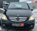 Черный Мерседес Б-класс, объемом двигателя 2 л и пробегом 265 тыс. км за 6990 $, фото 1 на Automoto.ua