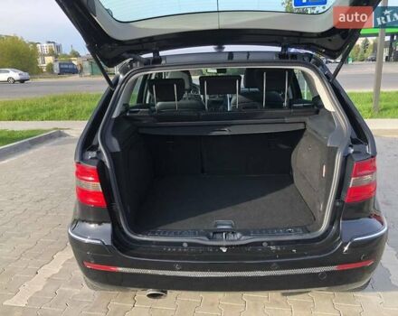 Чорний Мерседес Б-клас, об'ємом двигуна 1.7 л та пробігом 261 тис. км за 6900 $, фото 7 на Automoto.ua