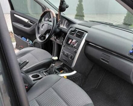 Черный Мерседес Б-класс, объемом двигателя 1.7 л и пробегом 260 тыс. км за 6557 $, фото 21 на Automoto.ua