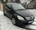 Черный Мерседес Б-класс, объемом двигателя 2 л и пробегом 276 тыс. км за 6400 $, фото 1 на Automoto.ua