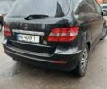 Чорний Мерседес Б-клас, об'ємом двигуна 2 л та пробігом 149 тис. км за 6800 $, фото 2 на Automoto.ua