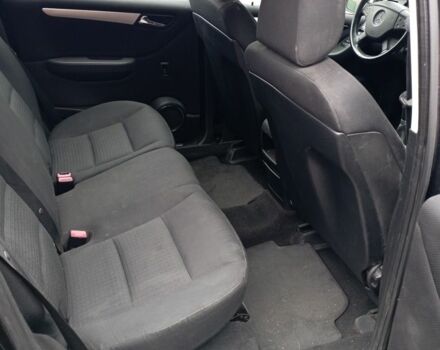 Черный Мерседес Б-класс, объемом двигателя 0 л и пробегом 410 тыс. км за 3300 $, фото 5 на Automoto.ua