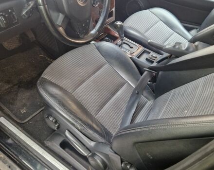 Чорний Мерседес Б-клас, об'ємом двигуна 2 л та пробігом 300 тис. км за 2500 $, фото 4 на Automoto.ua