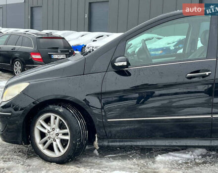 Черный Мерседес Б-класс, объемом двигателя 2 л и пробегом 265 тыс. км за 6990 $, фото 2 на Automoto.ua