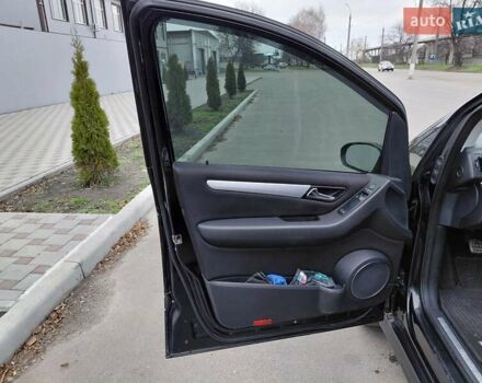 Черный Мерседес Б-класс, объемом двигателя 1.7 л и пробегом 260 тыс. км за 6557 $, фото 16 на Automoto.ua