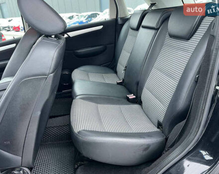 Черный Мерседес Б-класс, объемом двигателя 2 л и пробегом 265 тыс. км за 6990 $, фото 31 на Automoto.ua