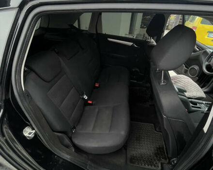 Чорний Мерседес Б-клас, об'ємом двигуна 2.03 л та пробігом 254 тис. км за 6700 $, фото 6 на Automoto.ua