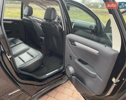 Черный Мерседес Б-класс, объемом двигателя 1.7 л и пробегом 158 тыс. км за 6900 $, фото 15 на Automoto.ua