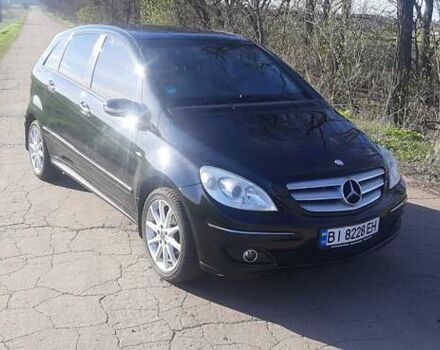 Чорний Мерседес Б-клас, об'ємом двигуна 1.5 л та пробігом 193 тис. км за 7000 $, фото 28 на Automoto.ua