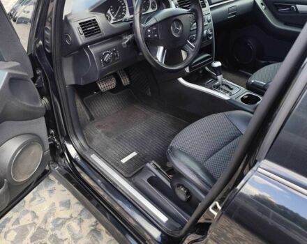 Черный Мерседес Б-класс, объемом двигателя 1.7 л и пробегом 170 тыс. км за 7200 $, фото 17 на Automoto.ua