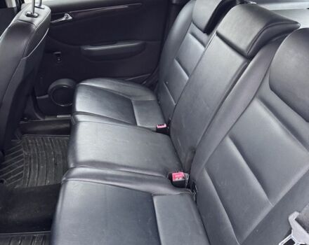 Черный Мерседес Б-класс, объемом двигателя 2 л и пробегом 360 тыс. км за 2699 $, фото 11 на Automoto.ua