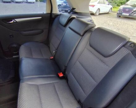 Черный Мерседес Б-класс, объемом двигателя 1.7 л и пробегом 170 тыс. км за 7200 $, фото 7 на Automoto.ua