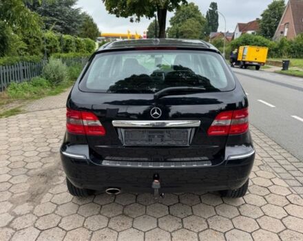 Черный Мерседес Б-класс, объемом двигателя 2 л и пробегом 205 тыс. км за 6750 $, фото 3 на Automoto.ua