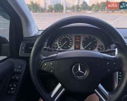 Черный Мерседес Б-класс, объемом двигателя 1.7 л и пробегом 112 тыс. км за 7950 $, фото 16 на Automoto.ua
