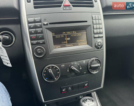 Черный Мерседес Б-класс, объемом двигателя 1.7 л и пробегом 197 тыс. км за 7800 $, фото 28 на Automoto.ua