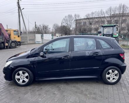 Черный Мерседес Б-класс, объемом двигателя 2 л и пробегом 360 тыс. км за 2699 $, фото 7 на Automoto.ua