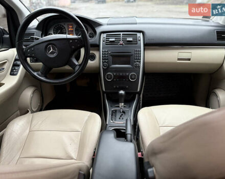 Черный Мерседес Б-класс, объемом двигателя 2.03 л и пробегом 205 тыс. км за 6999 $, фото 9 на Automoto.ua