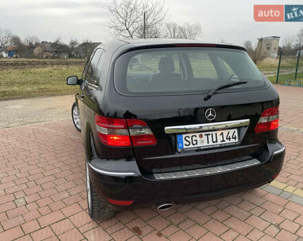 Черный Мерседес Б-класс, объемом двигателя 1.7 л и пробегом 158 тыс. км за 6900 $, фото 27 на Automoto.ua