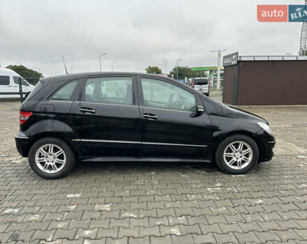 Чорний Мерседес Б-клас, об'ємом двигуна 2 л та пробігом 223 тис. км за 8000 $, фото 1 на Automoto.ua