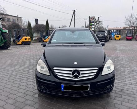 Черный Мерседес Б-класс, объемом двигателя 2 л и пробегом 360 тыс. км за 2699 $, фото 1 на Automoto.ua
