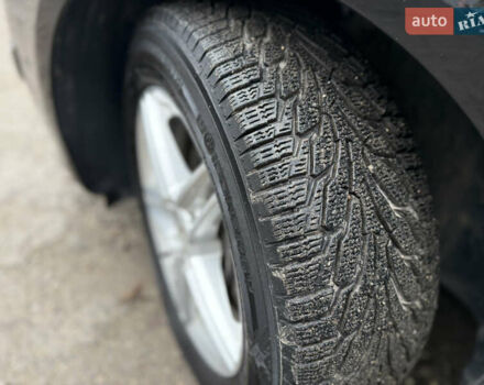 Черный Мерседес Б-класс, объемом двигателя 2.03 л и пробегом 205 тыс. км за 6999 $, фото 12 на Automoto.ua