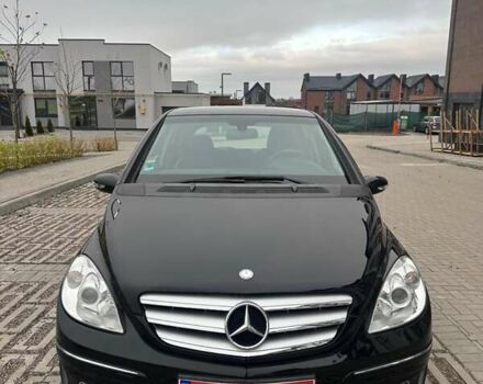 Чорний Мерседес Б-клас, об'ємом двигуна 1.7 л та пробігом 203 тис. км за 7500 $, фото 1 на Automoto.ua