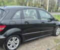 Чорний Мерседес Б-клас, об'ємом двигуна 2 л та пробігом 215 тис. км за 7634 $, фото 1 на Automoto.ua