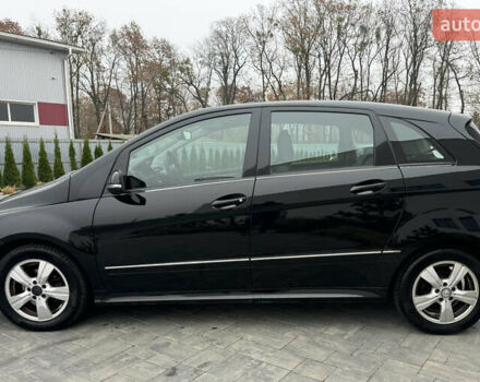 Черный Мерседес Б-класс, объемом двигателя 1.7 л и пробегом 197 тыс. км за 7800 $, фото 7 на Automoto.ua