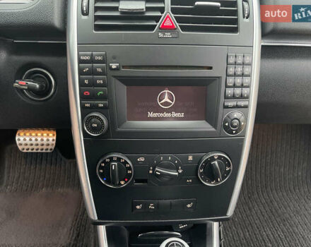 Черный Мерседес Б-класс, объемом двигателя 1.7 л и пробегом 158 тыс. км за 6900 $, фото 20 на Automoto.ua