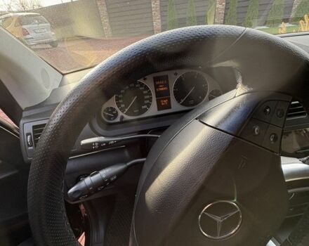 Чорний Мерседес Б-клас, об'ємом двигуна 2 л та пробігом 280 тис. км за 6500 $, фото 4 на Automoto.ua