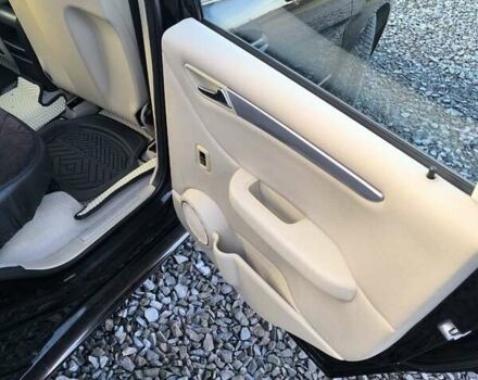 Черный Мерседес Б-класс, объемом двигателя 1.99 л и пробегом 253 тыс. км за 6499 $, фото 23 на Automoto.ua