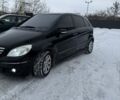 Черный Мерседес Б-класс, объемом двигателя 2 л и пробегом 130 тыс. км за 2450 $, фото 2 на Automoto.ua