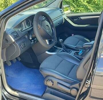 Черный Мерседес Б-класс, объемом двигателя 1.9 л и пробегом 245 тыс. км за 6800 $, фото 11 на Automoto.ua