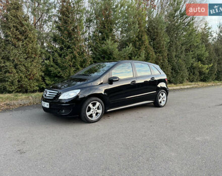 Черный Мерседес Б-класс, объемом двигателя 2 л и пробегом 264 тыс. км за 6500 $, фото 6 на Automoto.ua