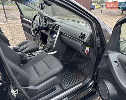 Чорний Мерседес Б-клас, об'ємом двигуна 2 л та пробігом 223 тис. км за 8000 $, фото 12 на Automoto.ua
