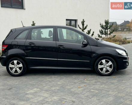 Черный Мерседес Б-класс, объемом двигателя 1.7 л и пробегом 197 тыс. км за 7800 $, фото 3 на Automoto.ua