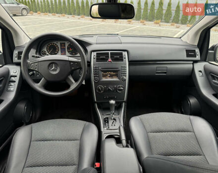 Черный Мерседес Б-класс, объемом двигателя 1.7 л и пробегом 197 тыс. км за 7800 $, фото 23 на Automoto.ua