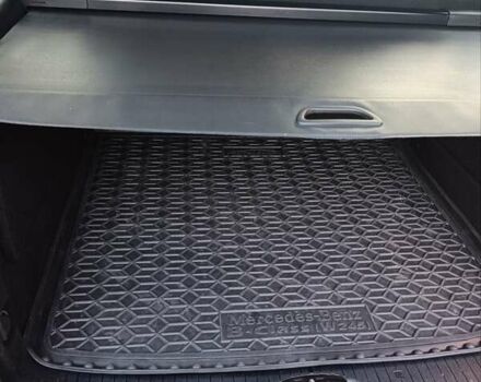 Черный Мерседес Б-класс, объемом двигателя 1.99 л и пробегом 236 тыс. км за 7799 $, фото 17 на Automoto.ua