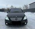 Черный Мерседес Б-класс, объемом двигателя 2 л и пробегом 130 тыс. км за 2550 $, фото 1 на Automoto.ua