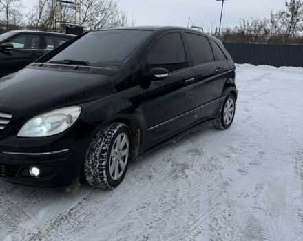 Чорний Мерседес Б-клас, об'ємом двигуна 2 л та пробігом 130 тис. км за 2450 $, фото 2 на Automoto.ua