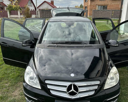 Черный Мерседес Б-класс, объемом двигателя 1.99 л и пробегом 206 тыс. км за 7000 $, фото 5 на Automoto.ua