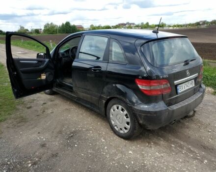 Черный Мерседес Б-класс, объемом двигателя 2 л и пробегом 360 тыс. км за 6700 $, фото 3 на Automoto.ua