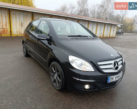Черный Мерседес Б-класс, объемом двигателя 1.7 л и пробегом 204 тыс. км за 8300 $, фото 48 на Automoto.ua