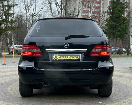 Черный Мерседес Б-класс, объемом двигателя 1.7 л и пробегом 142 тыс. км за 8999 $, фото 5 на Automoto.ua