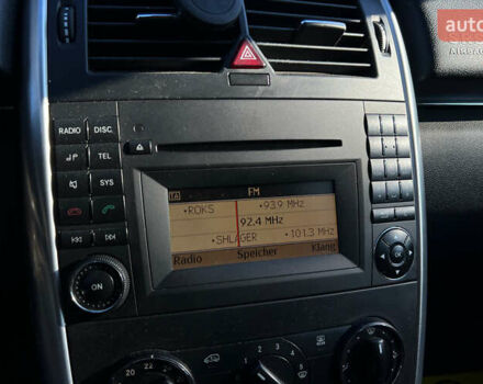 Чорний Мерседес Б-клас, об'ємом двигуна 1.7 л та пробігом 215 тис. км за 7650 $, фото 11 на Automoto.ua