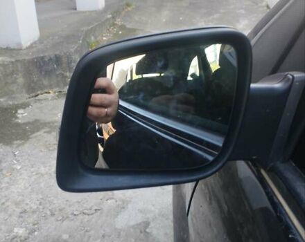 Черный Мерседес Б-класс, объемом двигателя 2.03 л и пробегом 256 тыс. км за 6500 $, фото 4 на Automoto.ua