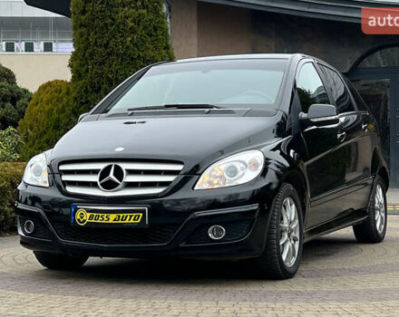 Черный Мерседес Б-класс, объемом двигателя 1.7 л и пробегом 142 тыс. км за 8999 $, фото 2 на Automoto.ua
