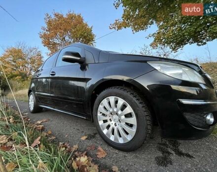 Чорний Мерседес Б-клас, об'ємом двигуна 1.7 л та пробігом 130 тис. км за 7950 $, фото 1 на Automoto.ua