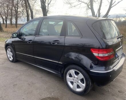 Черный Мерседес Б-класс, объемом двигателя 1.7 л и пробегом 198 тыс. км за 7850 $, фото 2 на Automoto.ua