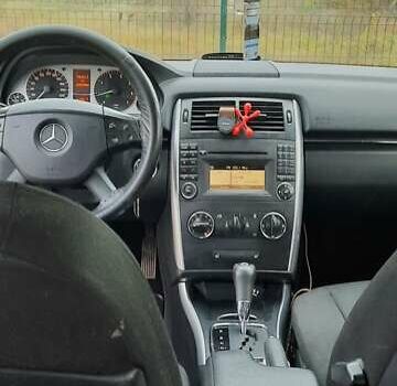 Чорний Мерседес Б-клас, об'ємом двигуна 1.5 л та пробігом 230 тис. км за 7500 $, фото 11 на Automoto.ua